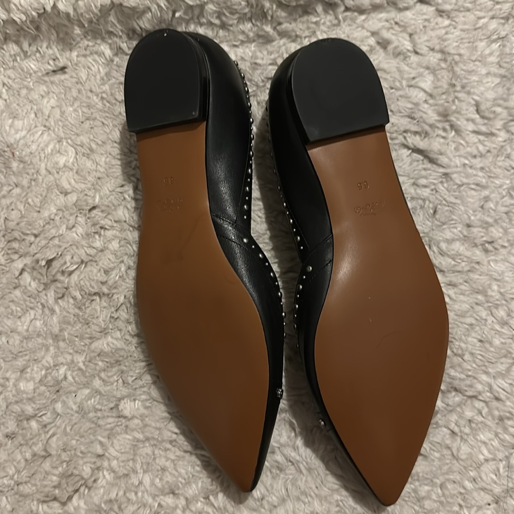 Coach flat - Picture 2 of 3